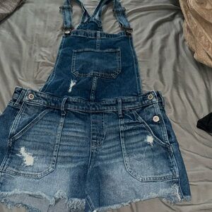 Hollister short overalls